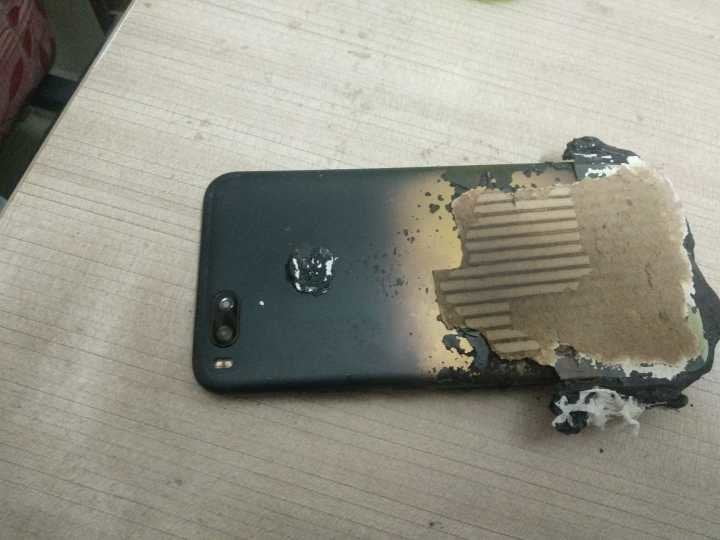 Xiaomi smartphone catch fire
