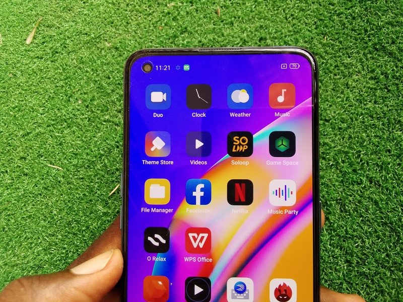 OPPO Reno5 F preview; unboxing and first look