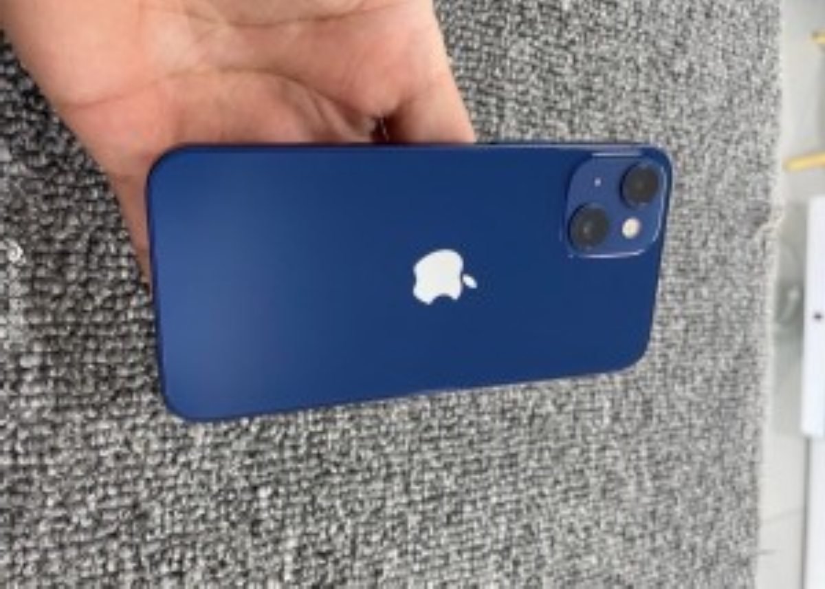 iPhone 13 mini prototype now has the two cameras laid out diagonally | DroidAfrica