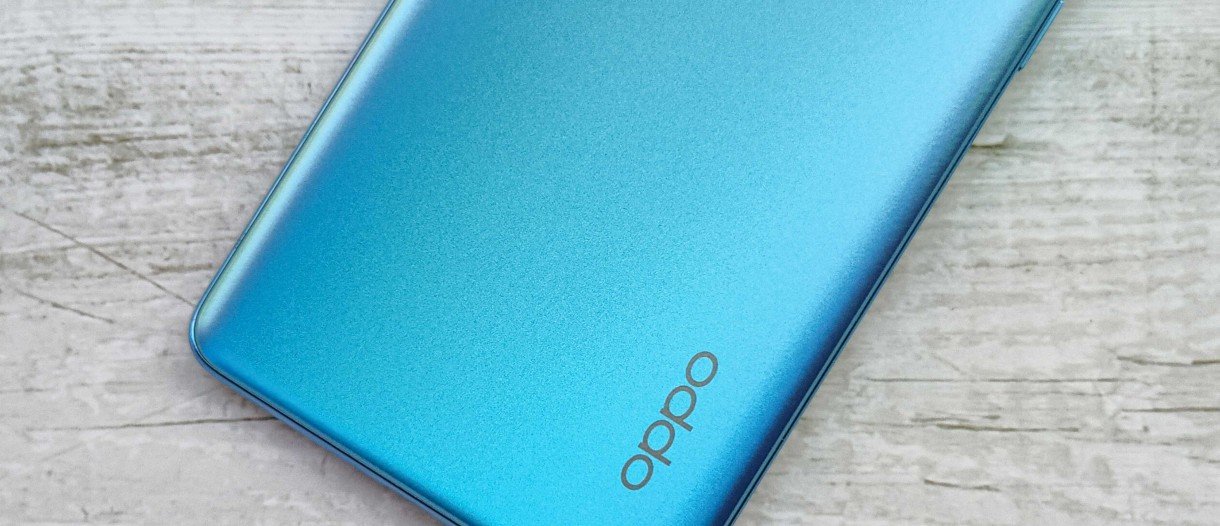 Oppo's clamshell phone is on its way with a 7" screen.