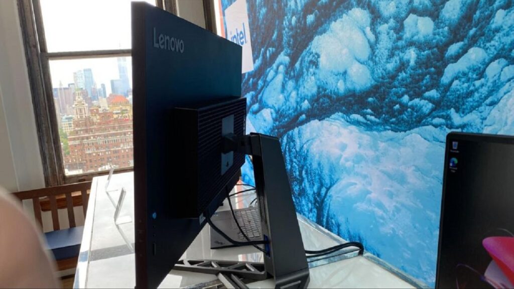 Lenovo Legion Y32p-30 4K Gaming Monitor with excellent color accuracy launched 3 Lenovo Legion Y32p-30 4K Gaming Monitor with excellent color accuracy launched Lenovo Legion Y32p 30 1