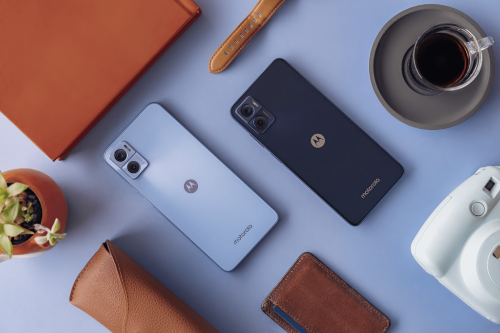 chrome image Sep 16 2022 12 50 46 PM GMT01 00 min 1024x682 Motorola E22 and E22i with Helio G37 CPU and Android 12 OS announced chrome image Sep 16 2022 12 50 46 PM GMT01 00 min