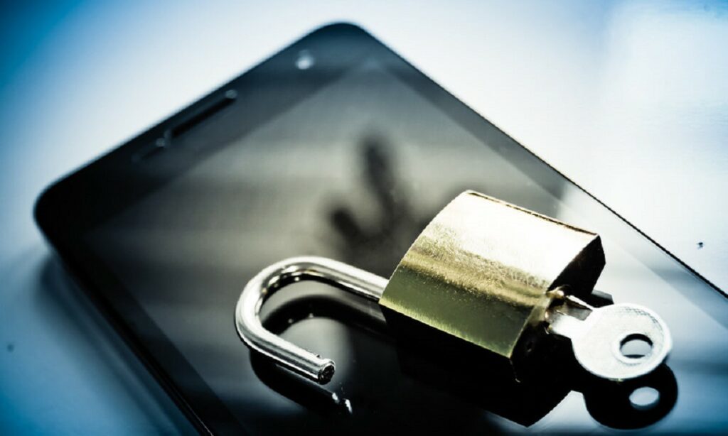 Top 7 security tips to protect your phone from hackers Top 7 Security Tips to Protect Your Phone