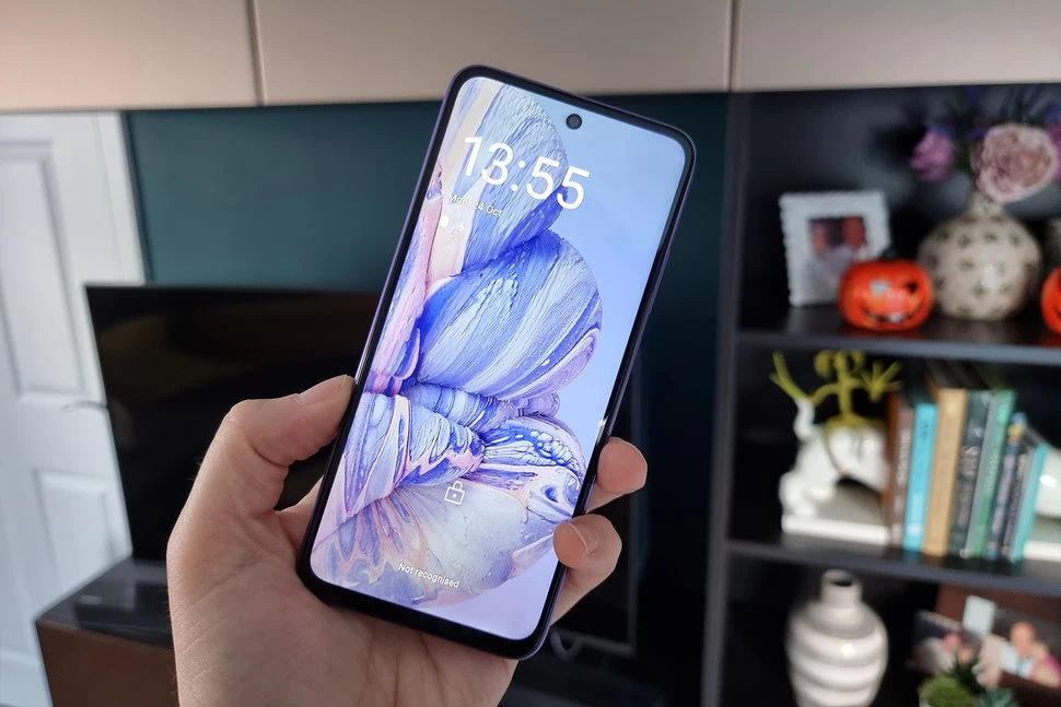 Nuu Mobile B20 5G hands review NUU B20 goes official as the company's first 5G smartphone Nuu Mobile B20 5G hands review