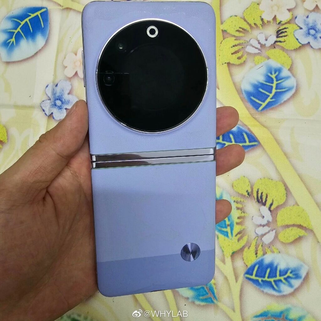 Clamshell Tecno Phantom V Yoga shows up online with a rumored Dimensity 8050 CPU 2 clamshell-phantom-v-yoga-2-4547148